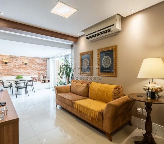 Apartamento Garden com 178m², 3 quartos, 1 suíte, 2 vagas, no bairro Santana em Porto Alegre