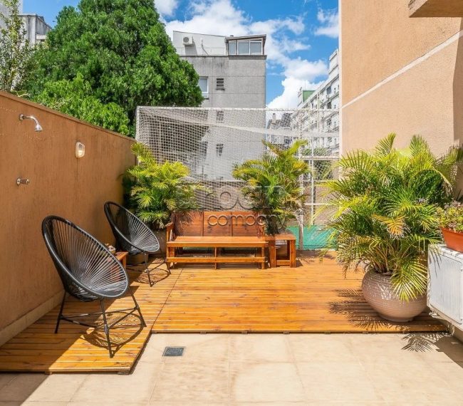 Apartamento Garden com 178m², 3 quartos, 1 suíte, 2 vagas, no bairro Santana em Porto Alegre