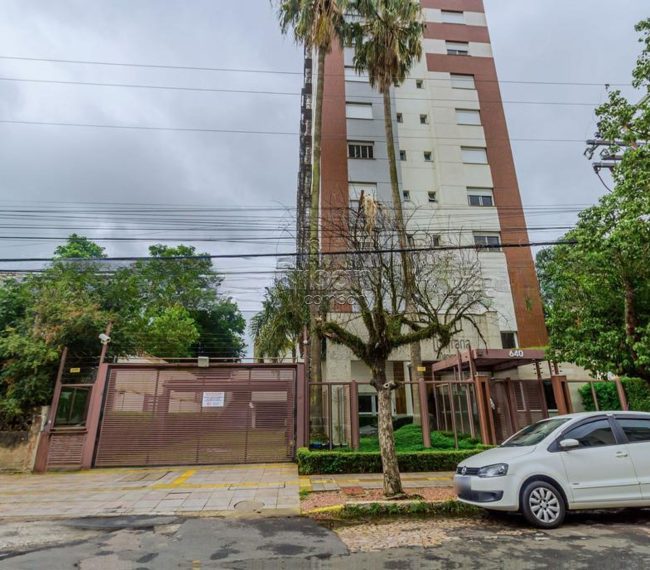 Apartamento com 55m², 2 quartos, 1 suíte, 1 vaga, no bairro Menino Deus em Porto Alegre