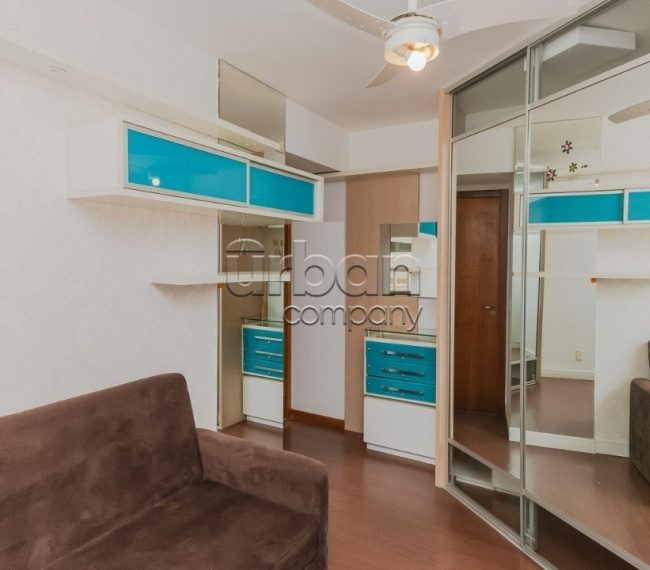 Apartamento Garden com 200m², 3 quartos, 1 suíte, 2 vagas, no bairro Petrópolis em Porto Alegre