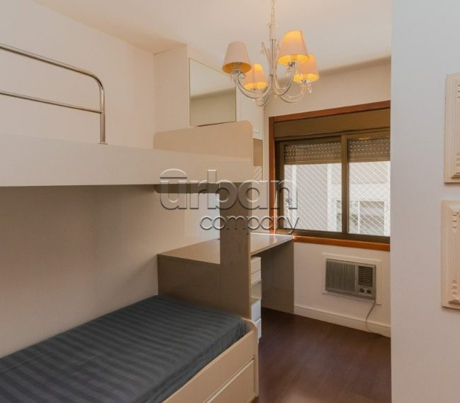 Apartamento Garden com 200m², 3 quartos, 1 suíte, 2 vagas, no bairro Petrópolis em Porto Alegre