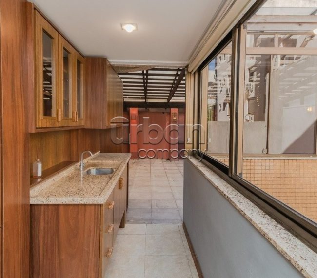 Apartamento Garden com 200m², 3 quartos, 1 suíte, 2 vagas, no bairro Petrópolis em Porto Alegre