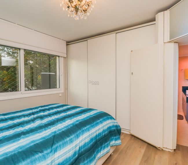 Apartamento com 122m², 3 quartos, 1 suíte, 2 vagas, no bairro Mont Serrat em Porto Alegre