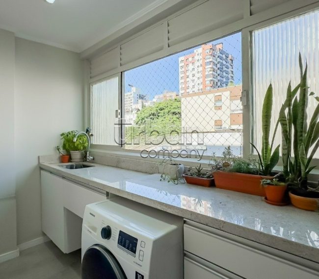 Apartamento com 99m², 3 quartos, 1 suíte, 2 vagas, no bairro Petrópolis em Porto Alegre