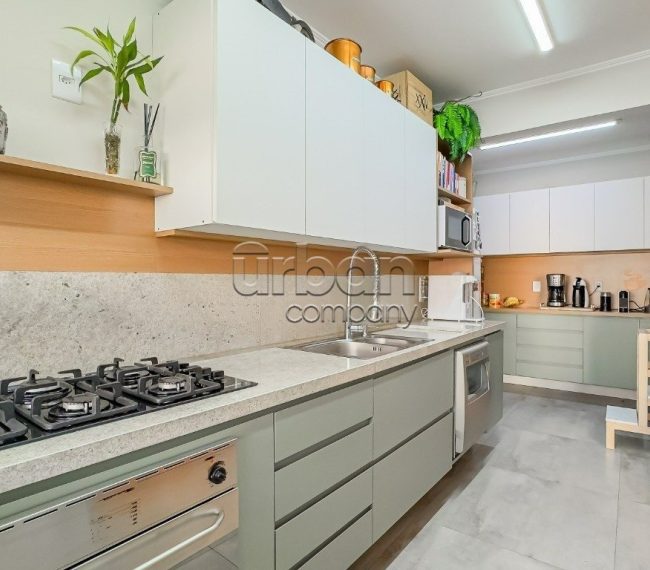 Apartamento com 99m², 3 quartos, 1 suíte, 2 vagas, no bairro Petrópolis em Porto Alegre