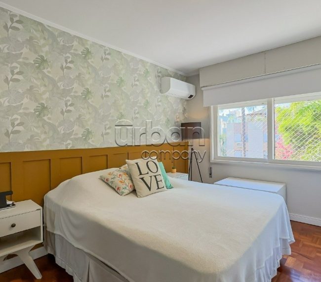 Apartamento com 99m², 3 quartos, 1 suíte, 2 vagas, no bairro Petrópolis em Porto Alegre