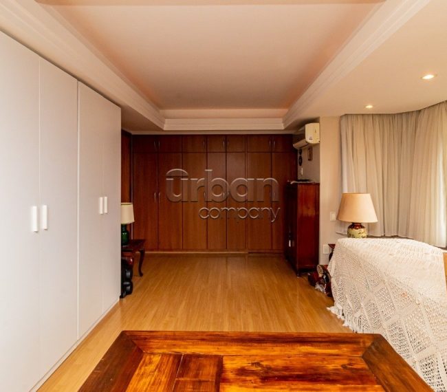 Apartamento com 108m², 3 quartos, 1 suíte, 2 vagas, no bairro Santa Tereza em Porto Alegre