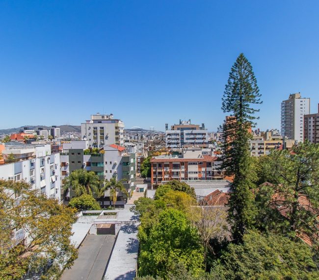 Apartamento com 146m², 3 quartos, 1 suíte, 2 vagas, no bairro Petrópolis em Porto Alegre