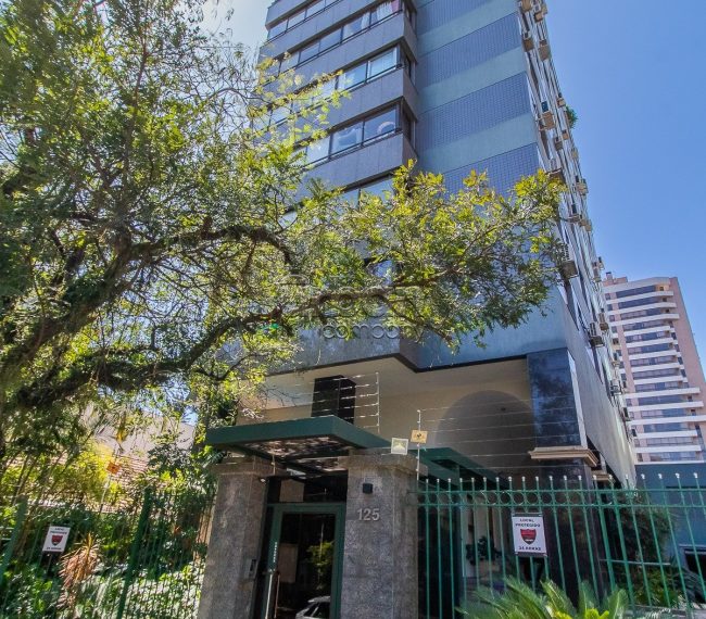 Apartamento com 146m², 3 quartos, 1 suíte, 2 vagas, no bairro Petrópolis em Porto Alegre