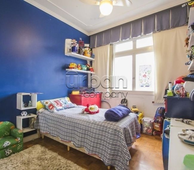 Apartamento com 155m², 4 quartos, 1 suíte, 1 vaga, no bairro Bom Fim em Porto Alegre