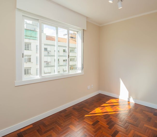 Apartamento com 95m², 3 quartos, 1 suíte, 1 vaga, no bairro Auxiliadora em Porto Alegre