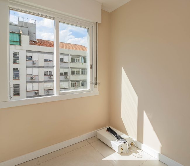 Apartamento com 95m², 3 quartos, 1 suíte, 1 vaga, no bairro Auxiliadora em Porto Alegre