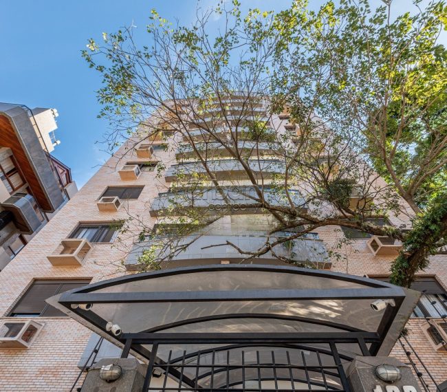 Apartamento Garden com 150m², 3 quartos, 1 suíte, 2 vagas, no bairro Petrópolis em Porto Alegre