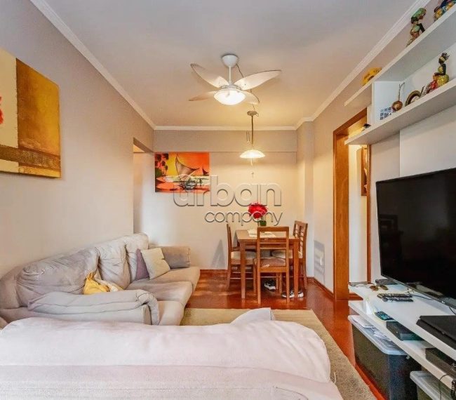 Apartamento com 64m², 2 quartos, 1 vaga, no bairro Passo da Areia em Porto Alegre