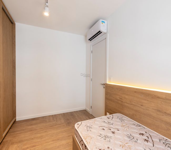 Apartamento com 67m², 2 quartos, 1 suíte, 1 vaga, no bairro Petrópolis em Porto Alegre