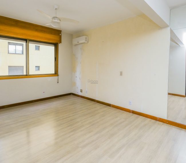 Apartamento com 288m², 3 quartos, 1 suíte, 2 vagas, no bairro Petrópolis em Porto Alegre