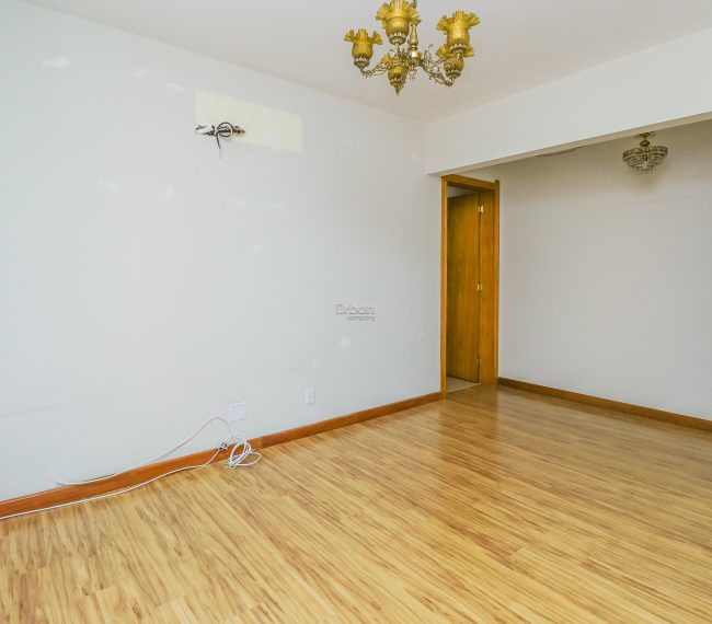 Apartamento com 288m², 3 quartos, 1 suíte, 2 vagas, no bairro Petrópolis em Porto Alegre