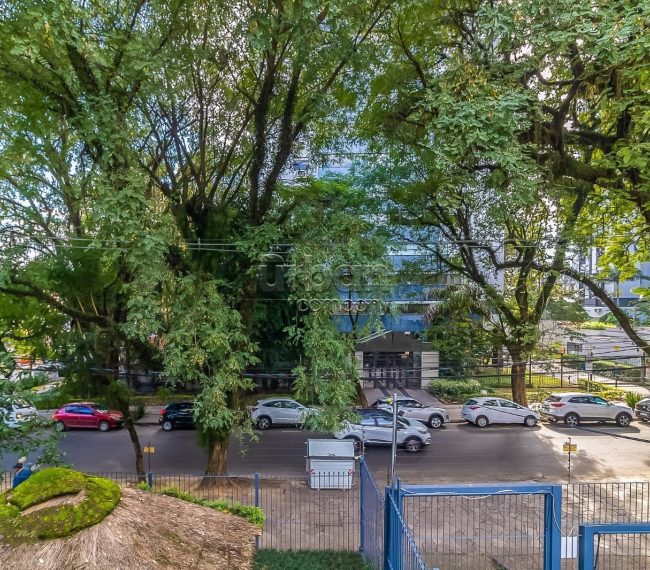 Apartamento com 114m², 3 quartos, 1 suíte, 1 vaga, no bairro Moinho de Vento em Porto Alegre