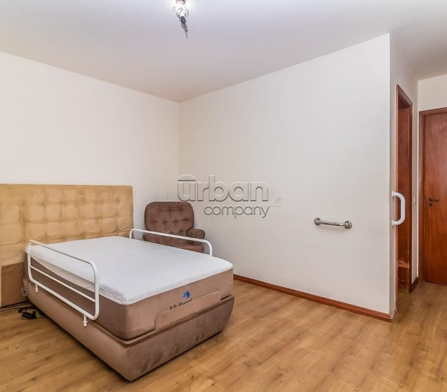 Apartamento com 114m², 3 quartos, 1 suíte, 1 vaga, no bairro Moinho de Vento em Porto Alegre