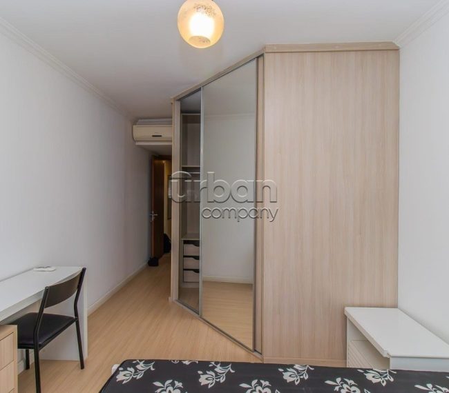 Apartamento com 78m², 2 quartos, 1 suíte, 2 vagas, no bairro Jardim Botânico em Porto Alegre