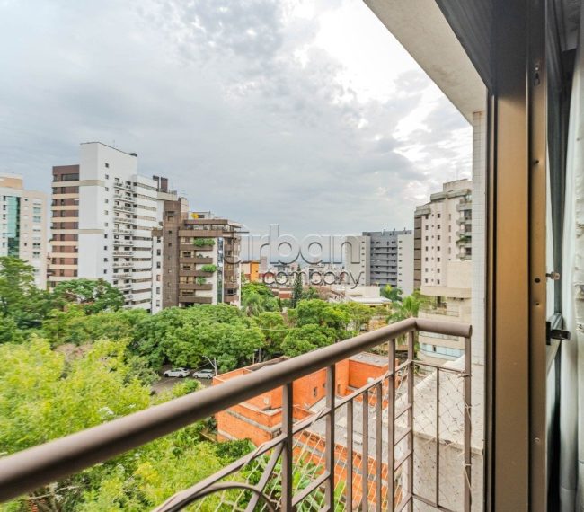 Apartamento com 263m², 3 quartos, 3 suítes, 4 vagas, no bairro Bela Vista em Porto Alegre