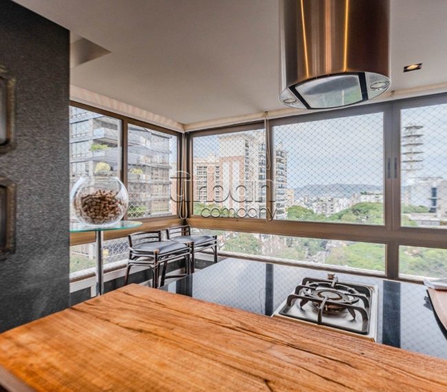 Apartamento com 263m², 3 quartos, 3 suítes, 4 vagas, no bairro Bela Vista em Porto Alegre