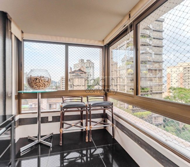 Apartamento com 263m², 3 quartos, 3 suítes, 4 vagas, no bairro Bela Vista em Porto Alegre