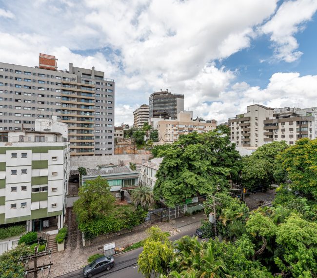 Apartamento com 139m², 3 quartos, 2 suítes, 2 vagas, no bairro Moinhos de Vento em Porto Alegre