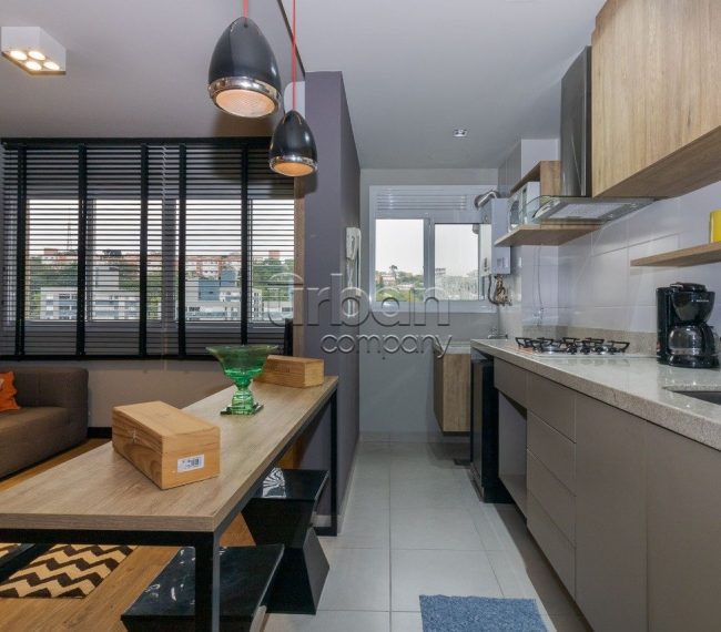 Apartamento com 59m², 2 quartos, 1 suíte, 2 vagas, no bairro Teresópolis em Porto Alegre