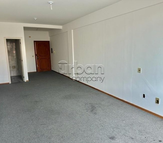 Sala com 37m², 1 vaga, no bairro Moinhos de Vento em Porto Alegre