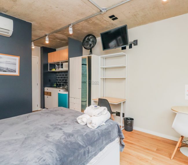 Loft com 20m², 1 quarto, no bairro Santa Cecília em Porto Alegre