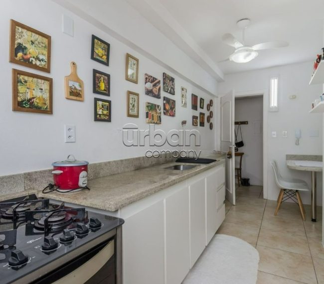 Apartamento com 106m², 3 quartos, 1 suíte, 1 vaga, no bairro Mont Serrat em Porto Alegre