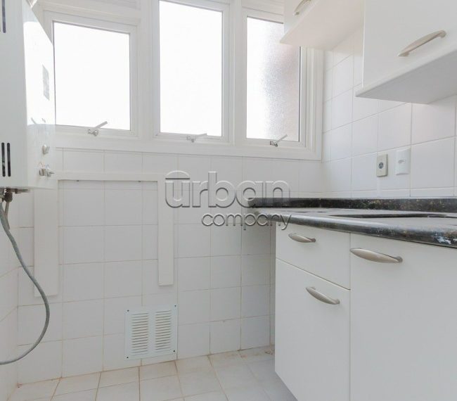 Apartamento com 90m², 2 quartos, 1 suíte, 2 vagas, no bairro Auxiliadora em Porto Alegre