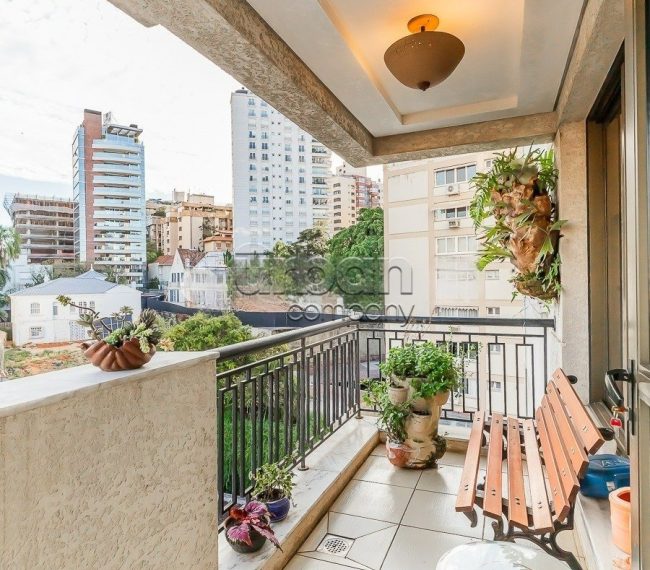 Apartamento com 162m², 3 quartos, 3 suítes, 3 vagas, no bairro Moinhos de Vento em Porto Alegre