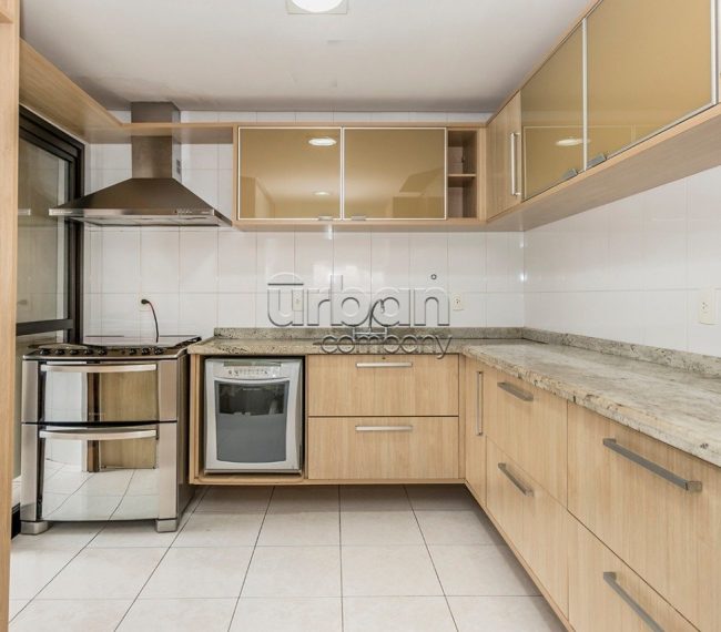 Apartamento com 140m², 3 quartos, 1 suíte, 3 vagas, no bairro Mont Serrat em Porto Alegre