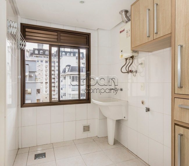 Apartamento com 140m², 3 quartos, 1 suíte, 3 vagas, no bairro Mont Serrat em Porto Alegre