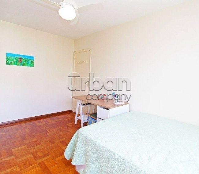 Apartamento com 98m², 3 quartos, 1 suíte, no bairro Passo da Areia em Porto Alegre