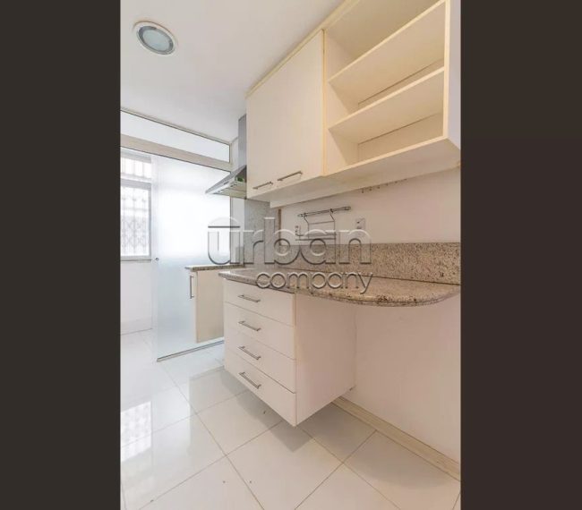 Apartamento com 126m², 3 quartos, 1 suíte, 1 vaga, no bairro Moinhos de Vento em Porto Alegre