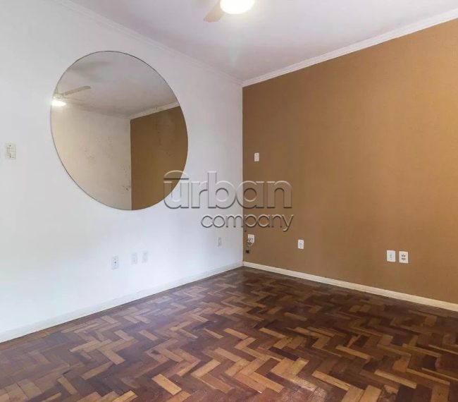 Apartamento com 126m², 3 quartos, 1 suíte, 1 vaga, no bairro Moinhos de Vento em Porto Alegre