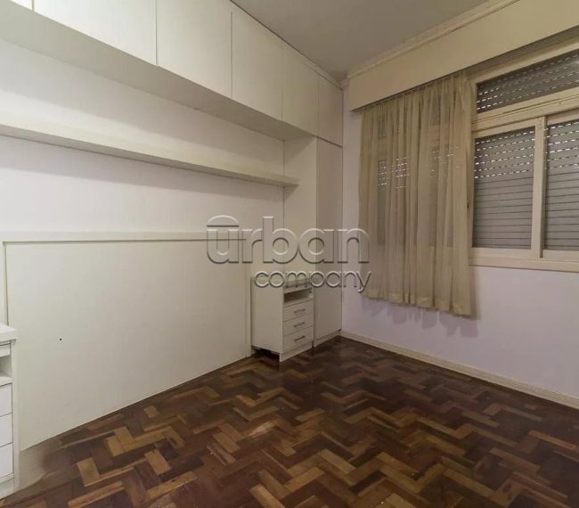 Apartamento com 126m², 3 quartos, 1 suíte, 1 vaga, no bairro Moinhos de Vento em Porto Alegre