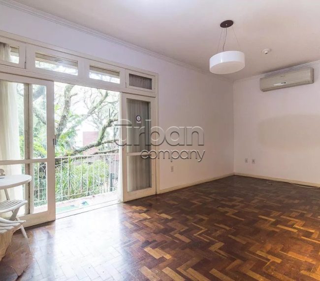 Apartamento com 126m², 3 quartos, 1 suíte, 1 vaga, no bairro Moinhos de Vento em Porto Alegre