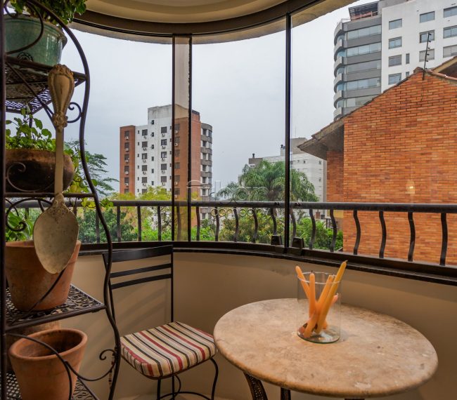 Apartamento com 54m², 1 quarto, 1 vaga, no bairro Bela Vista em Porto Alegre