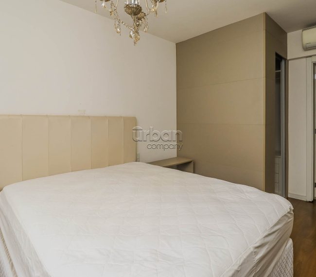 Apartamento com 83m², 2 quartos, 1 suíte, 2 vagas, no bairro Central Parque em Porto Alegre