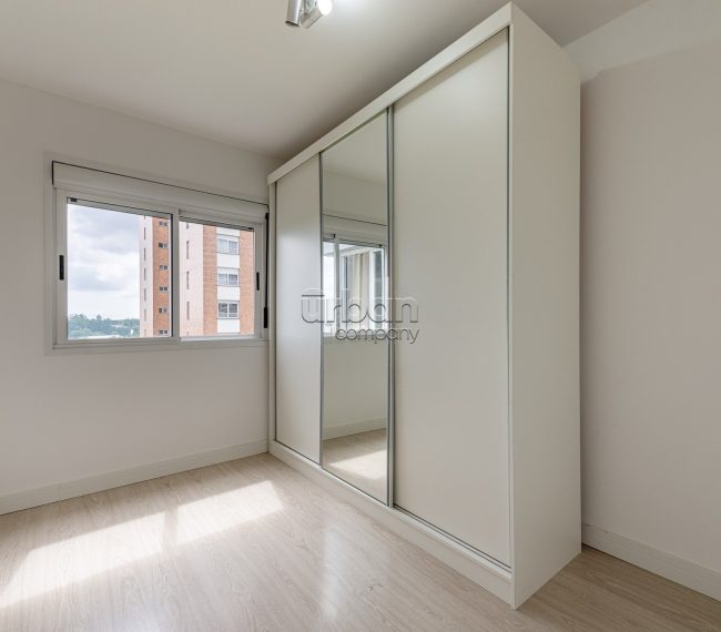 Apartamento com 83m², 2 quartos, 2 vagas, no bairro Central Parque em Porto Alegre