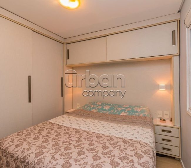 Apartamento com 67m², 3 quartos, 1 suíte, 2 vagas, no bairro Petrópolis em Porto Alegre