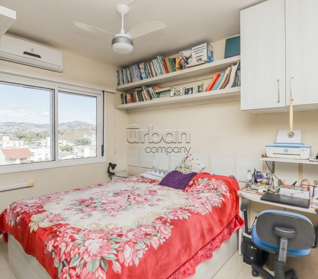 Apartamento com 81m², 3 quartos, 1 suíte, 2 vagas, no bairro Jardim Botânico em Porto Alegre