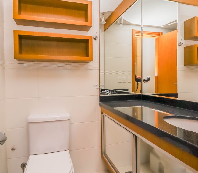 Apartamento com 65m², 2 quartos, 1 suíte, 2 vagas, no bairro Jardim Europa em Porto Alegre