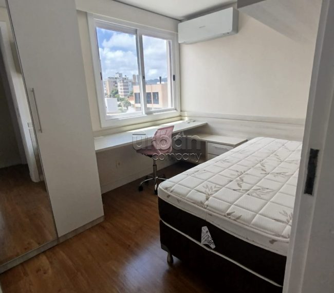 Apartamento com 141m², 3 quartos, 1 suíte, 3 vagas, no bairro Jardim Botânico em Porto Alegre