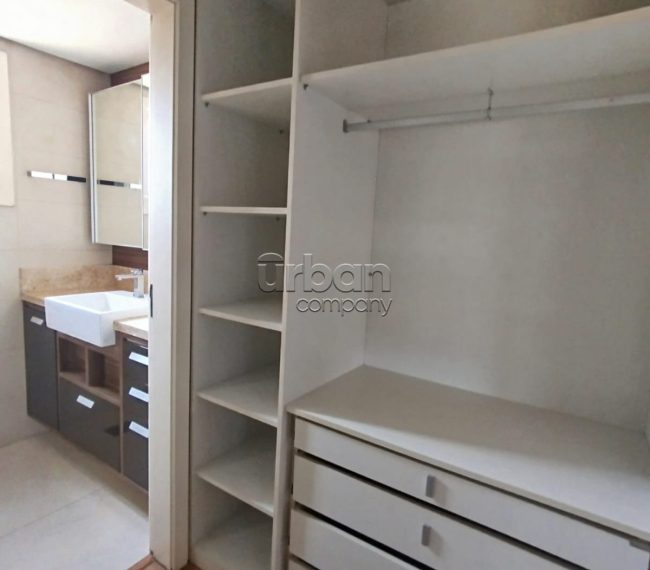 Apartamento com 141m², 3 quartos, 1 suíte, 3 vagas, no bairro Jardim Botânico em Porto Alegre