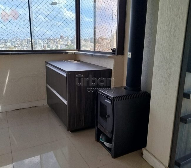 Apartamento com 141m², 3 quartos, 1 suíte, 3 vagas, no bairro Jardim Botânico em Porto Alegre